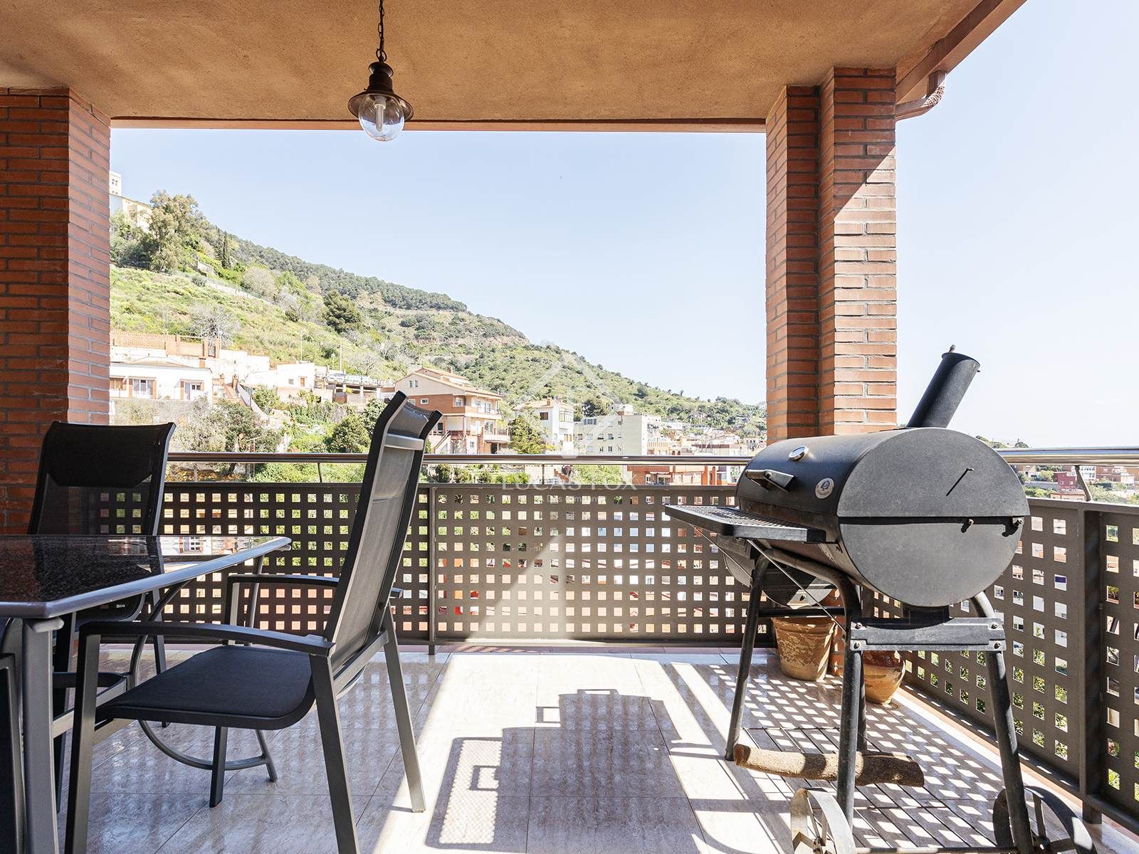 Terrassa de Casa o xalet en venda en  Barcelona Capital amb Aire condicionat, Jardí privat i Balcó