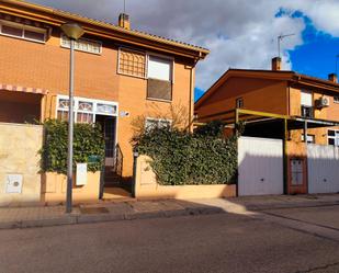 Exterior view of House or chalet to rent in Camarma de Esteruelas  with Air Conditioner, Heating and Swimming Pool