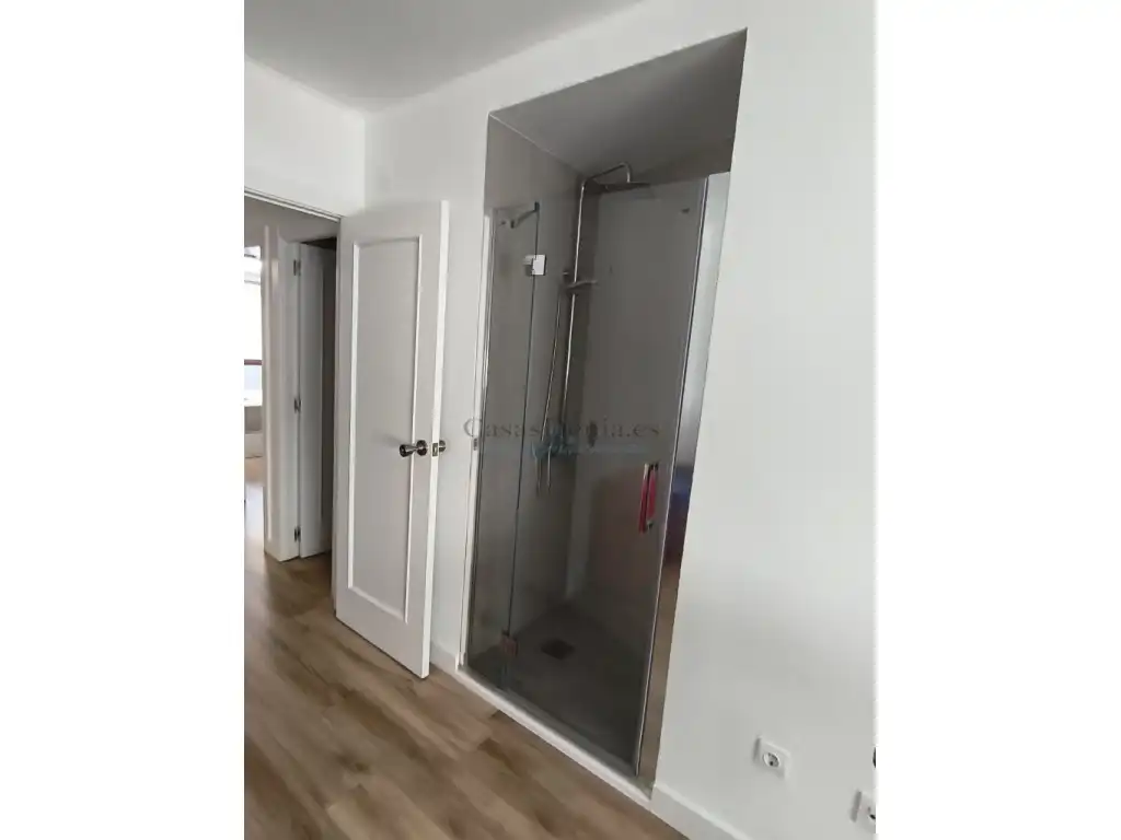Bathroom of Flat for sale in Dénia