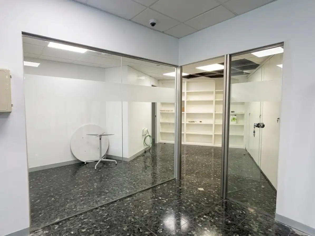 Office space with lift for sale in Carrer Carrer Sicília, imagen 14