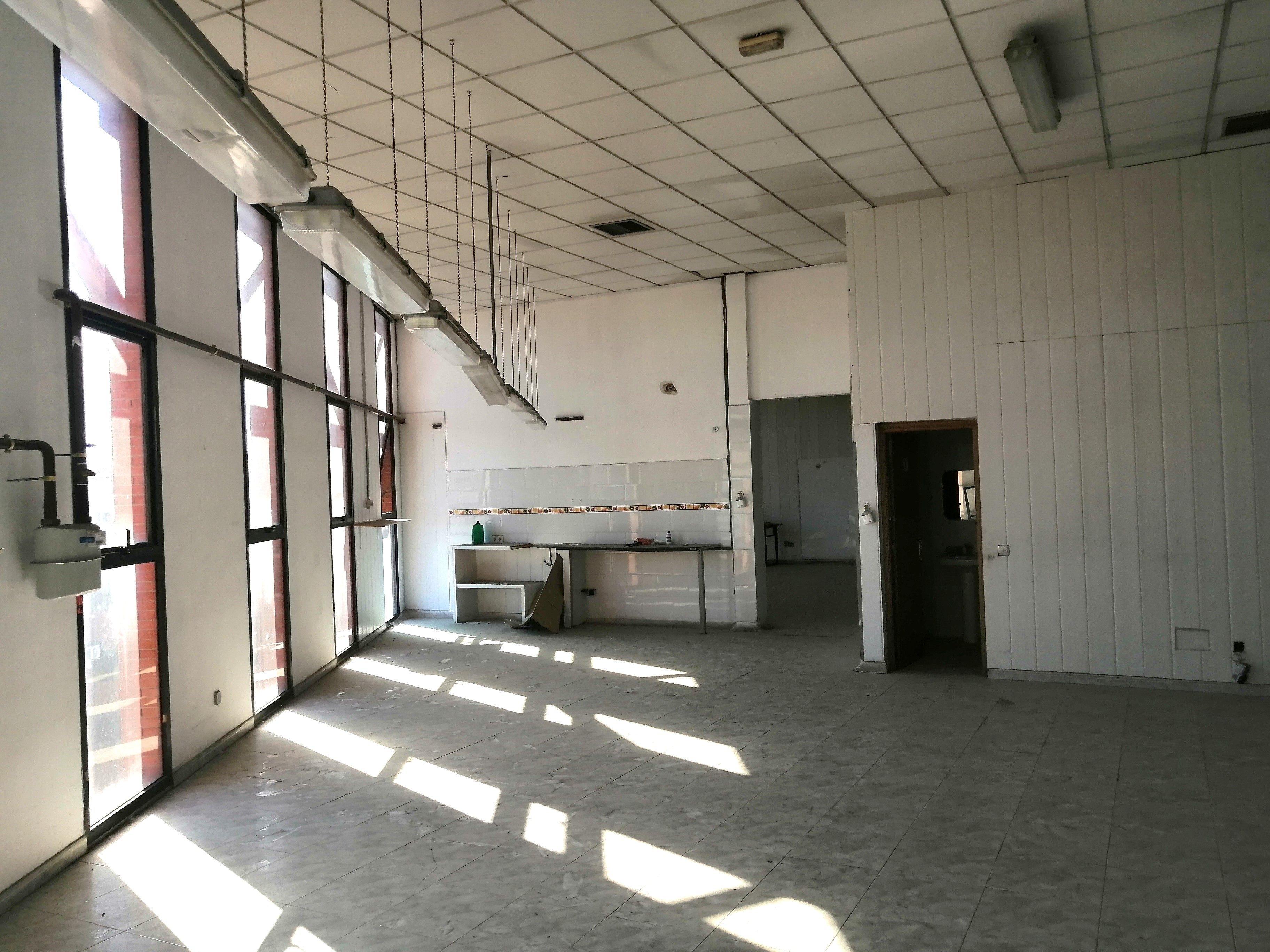 Industrial buildings for sale in  Madrid Capital