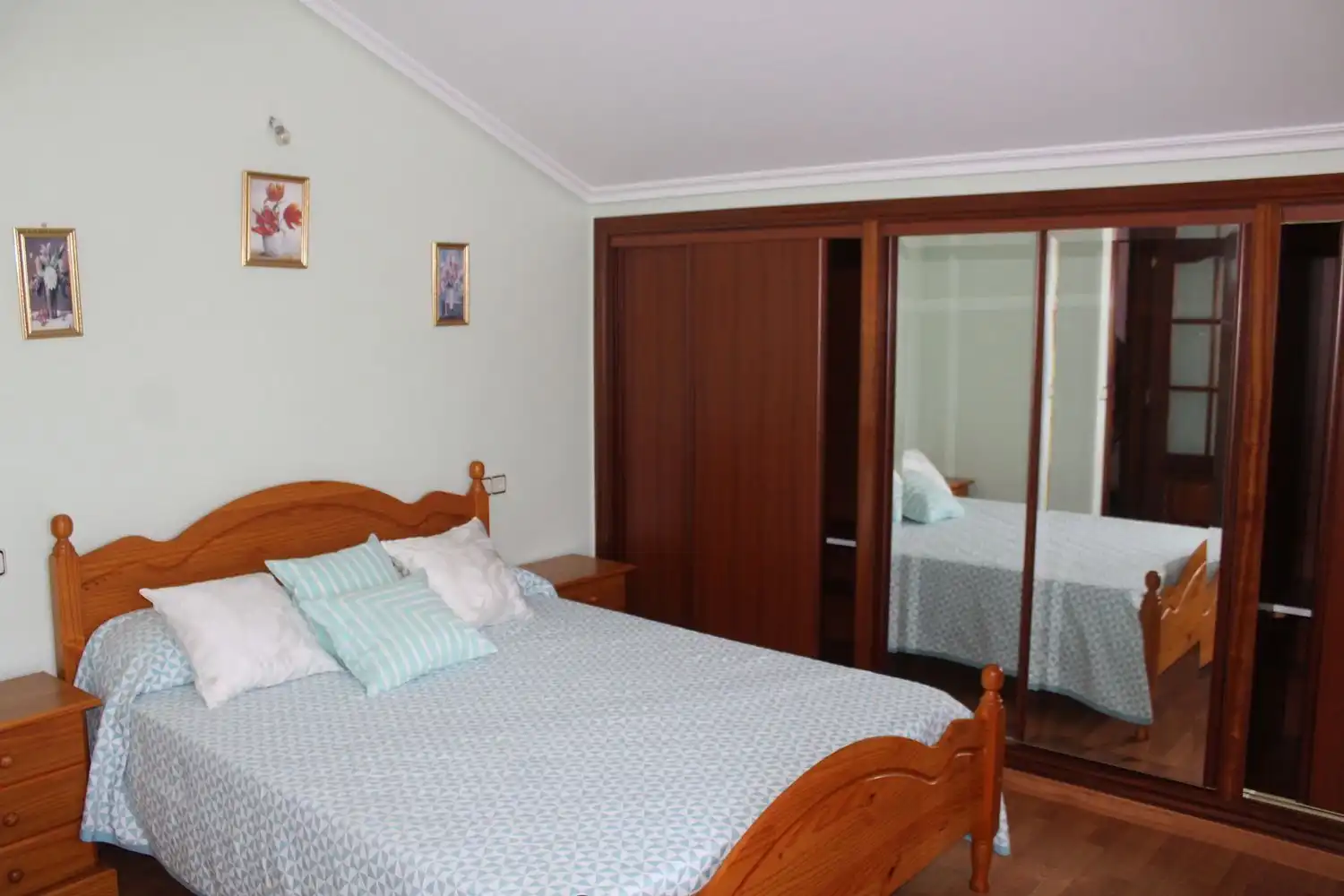 Dormitori de Casa o xalet en venda en Valdoviño amb Jardí privat i Traster