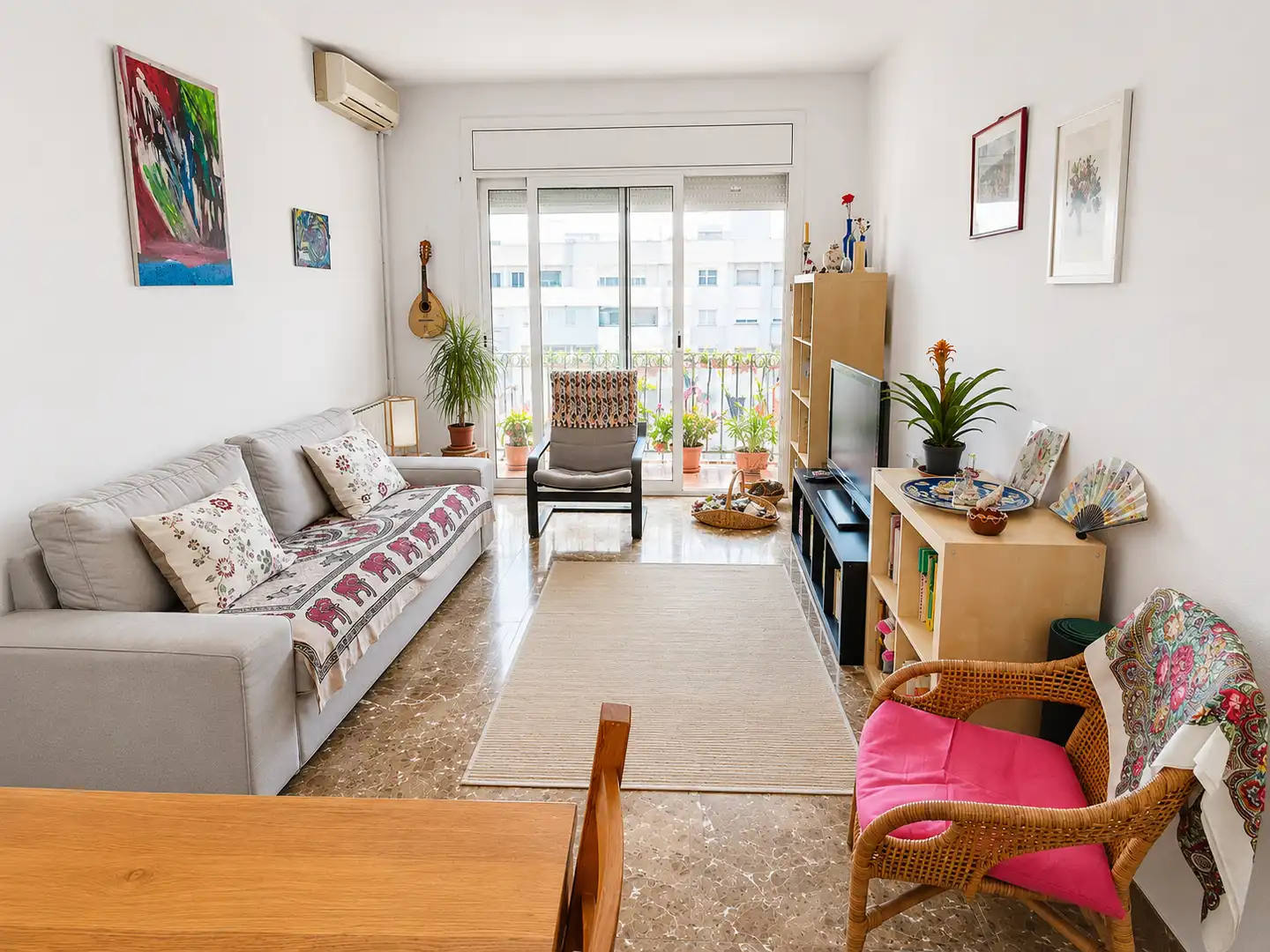 Living room of Flat for sale in Cornellà de Llobregat  with Air Conditioner, Heating and Balcony