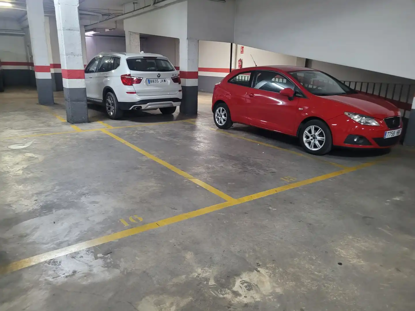 Aparcamiento en venta en Virgen de gracia 174