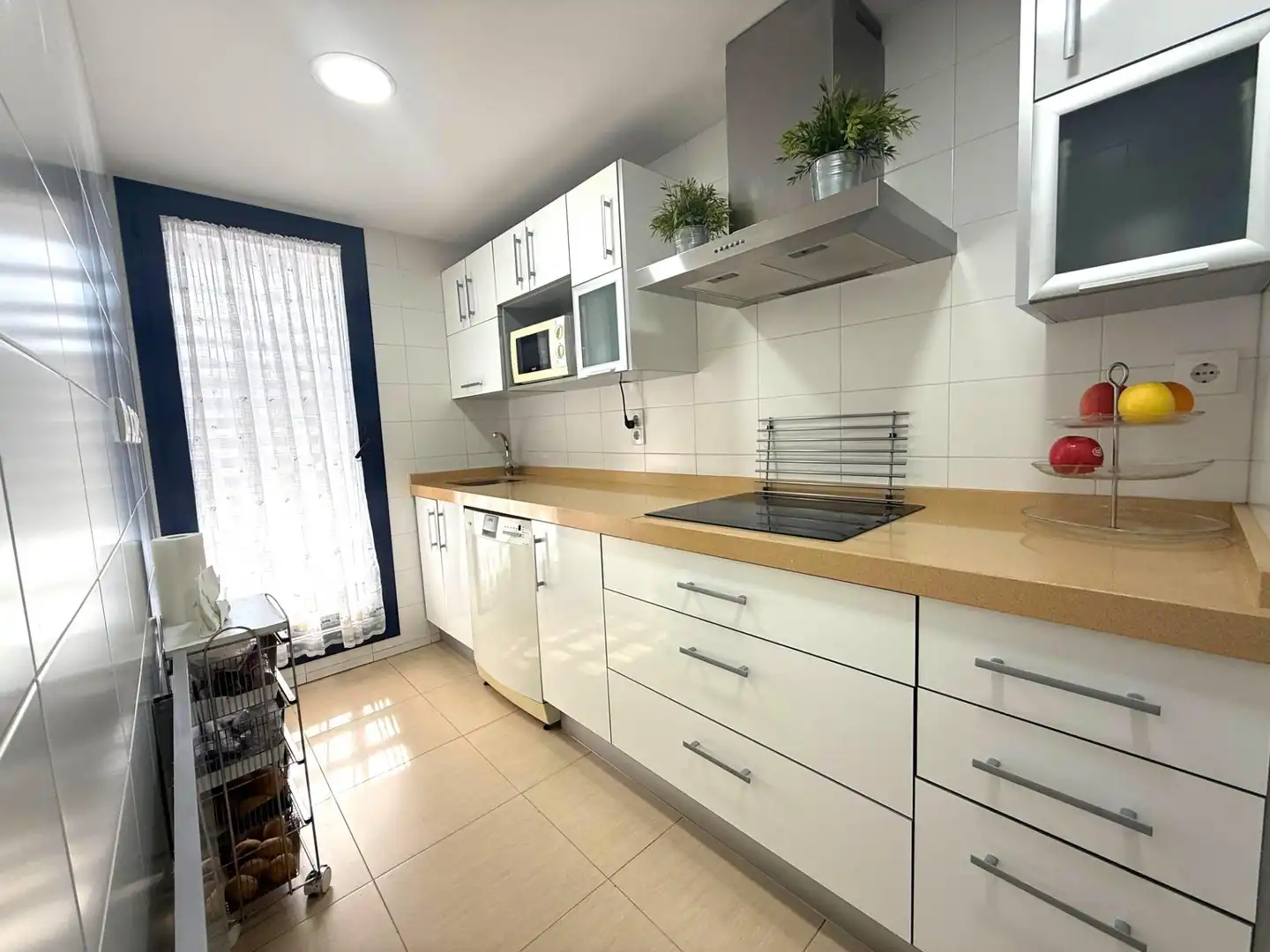 Cocina de Piso en venta en Málaga con Aire acondicionado, Calefacción y Jardín privado