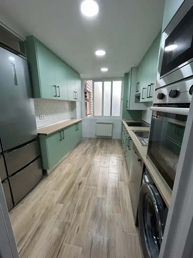 Cuina de Pis per a compartir en Móstoles amb Aire condicionat, Parquet i Traster