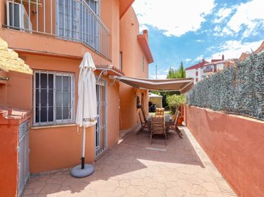 Semi-detached house for sale in CARLOS ARNICHES