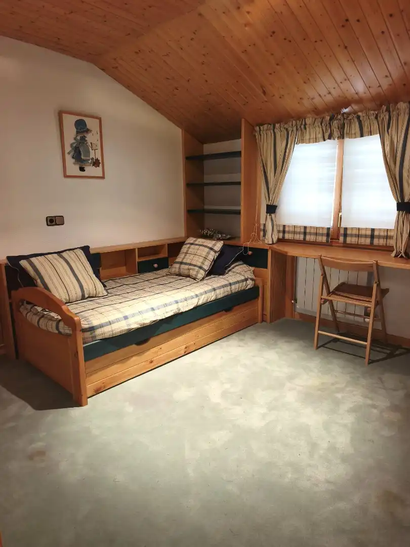 Bedroom of Houses for sale in Recas  with Air Conditioner, Heating and Private garden