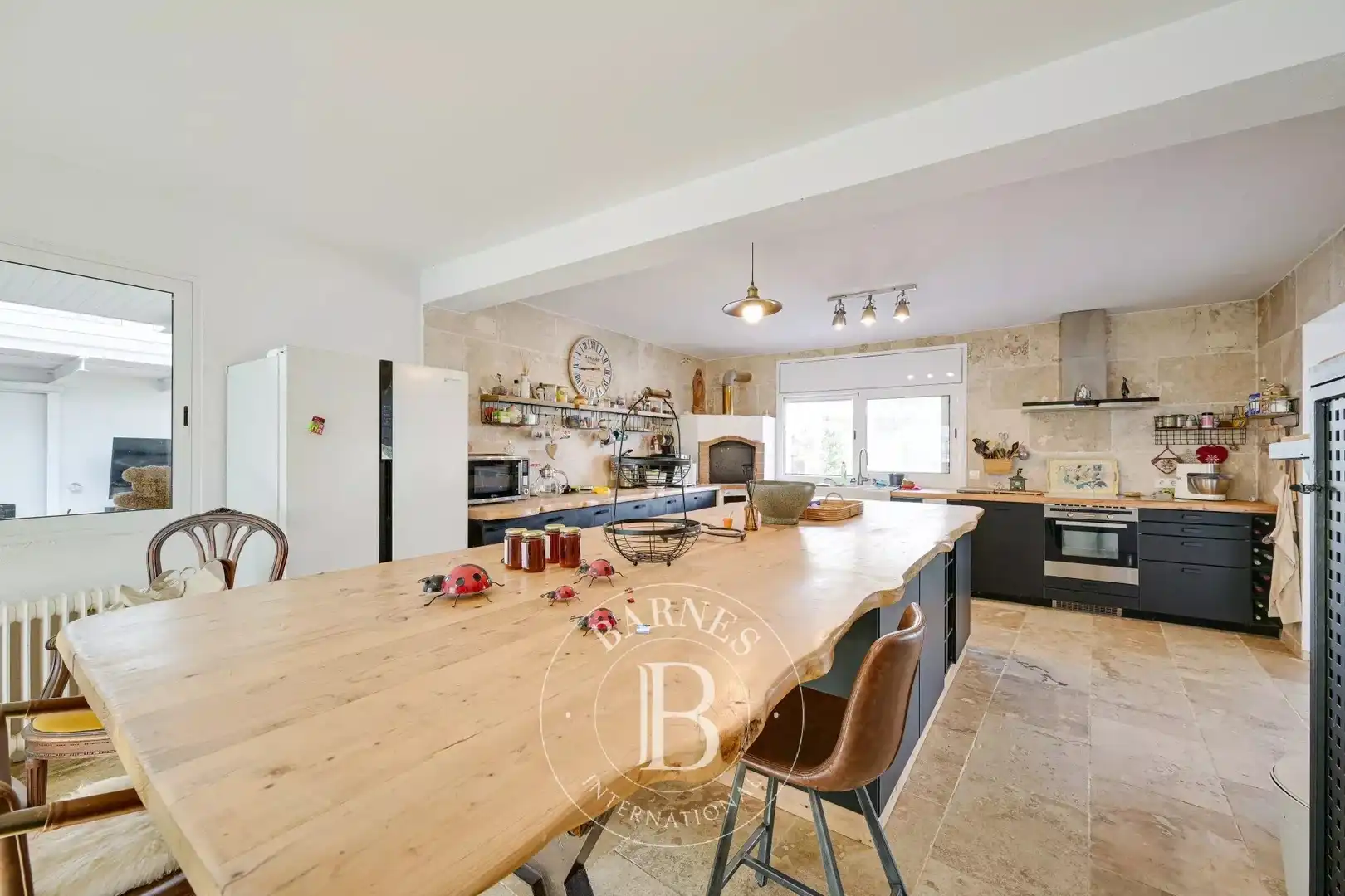 Country homes for sale in Montbarbat