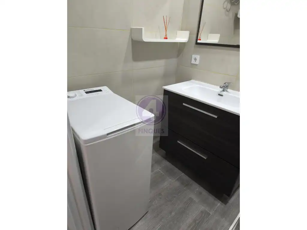 Baño de Apartamento en venta en Castell d'Aro, Platja d'Aro i s'Agaró con Aire acondicionado y Piscina