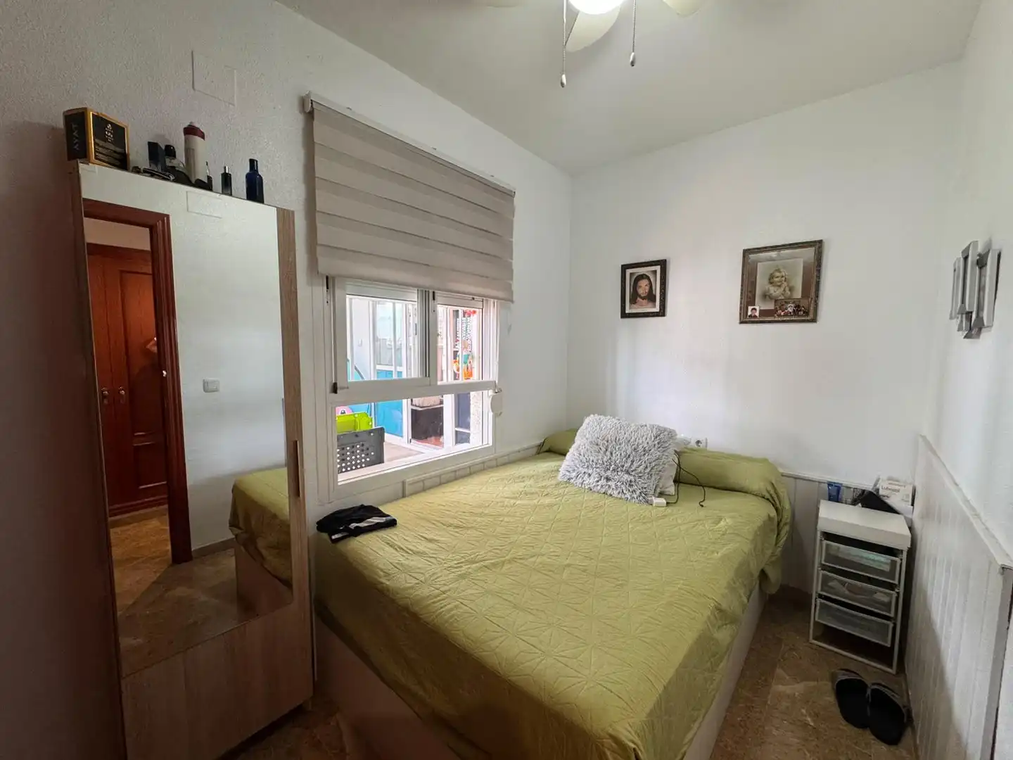 Dormitori de Apartament en venda en Carretera de Cádiz