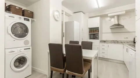 Photo 2 of Apartments for rent in Calle San Fernando, 17, Casco Antiguo - Sta. Cruz - Ayuntamiento, Alicante / Alacant