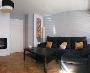 Sala d'estar de Apartament en venda en Valladolid Capital amb Calefacció, Jardí privat i Traster