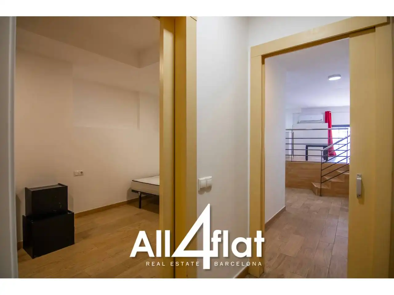 Dormitori de Estudi de lloguer en Barcelona amb Aire condicionat, Parquet i Moblat