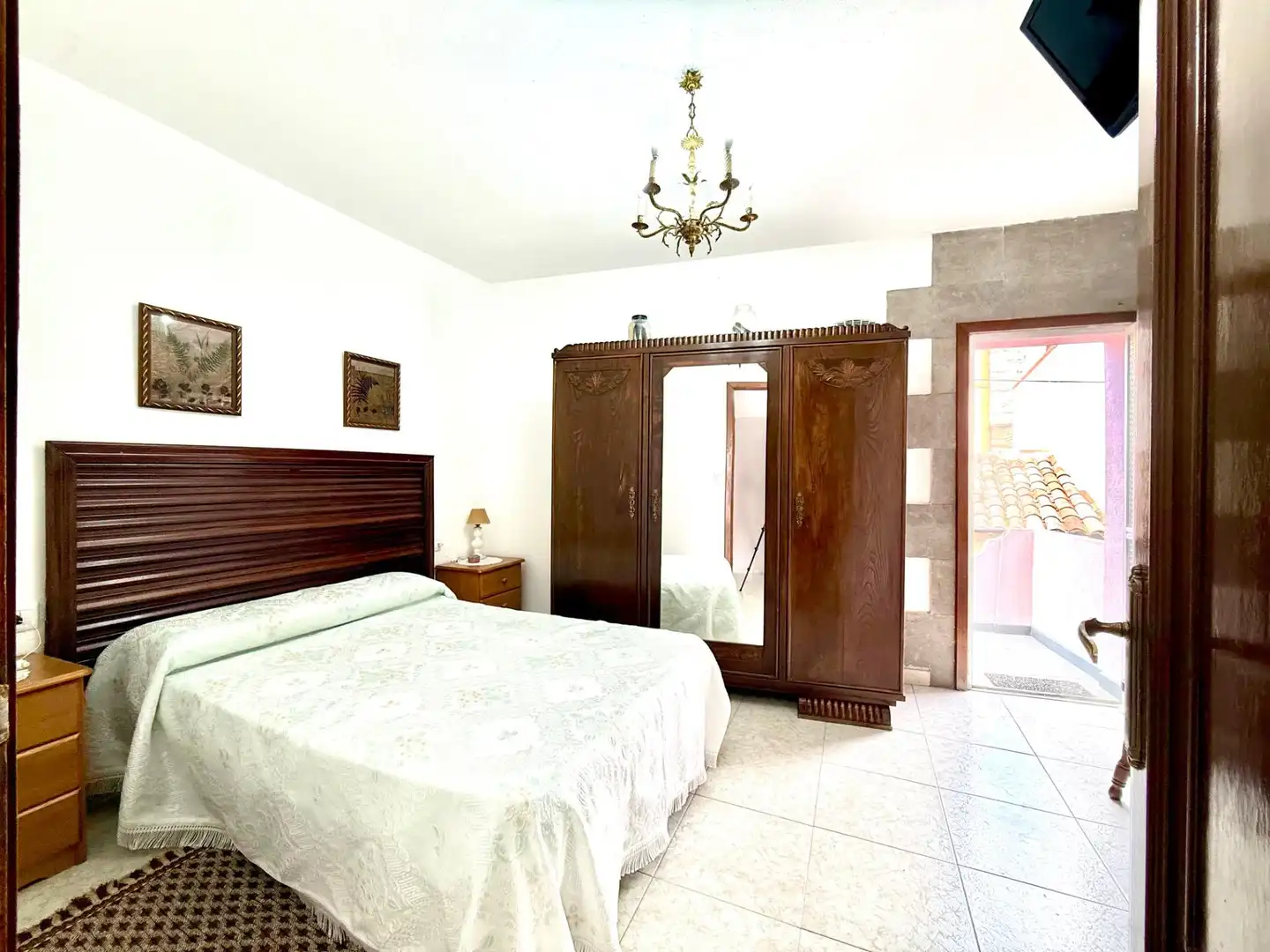 Schlafzimmer von Einfamilien-Reihenhaus zum Verkauf in Boiro mit Möbliert