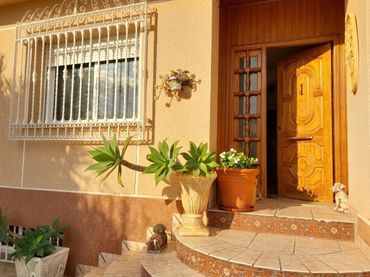 Casa amb balcó en venda a Pedanías Sur