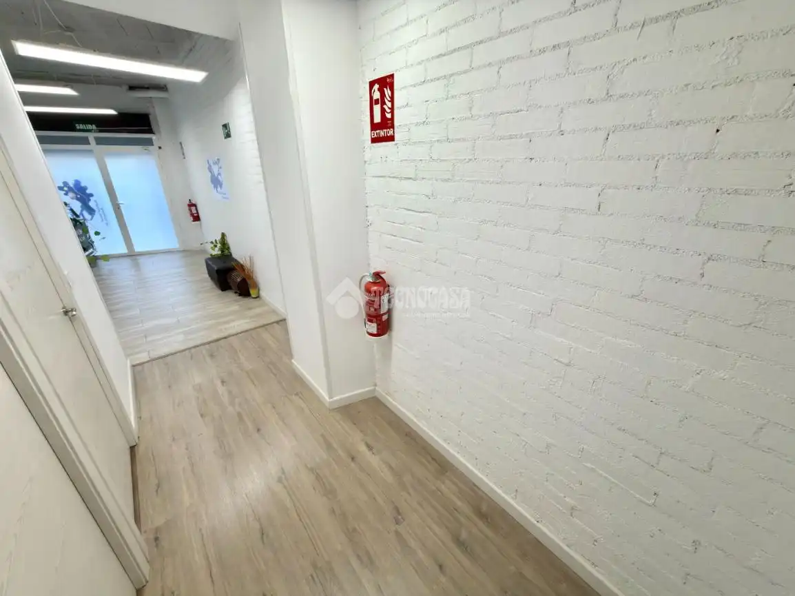 Business premises for sale in Cabanillas del Campo, imagen 13