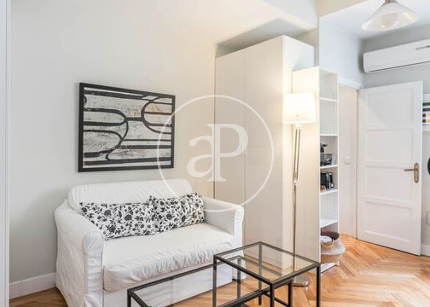 Living room of Loft for sale in  Madrid Capital  with Air Conditioner, Heating and Furnished