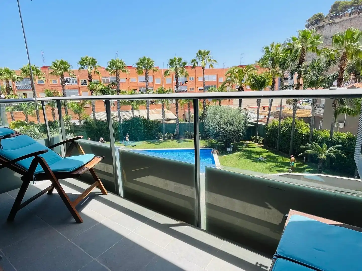 Terraza de Apartamento de alquiler en Dénia con Aire acondicionado, Calefacción y Jardín privado