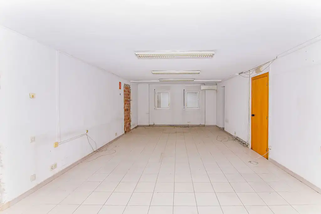 Oficina en venta en Olot