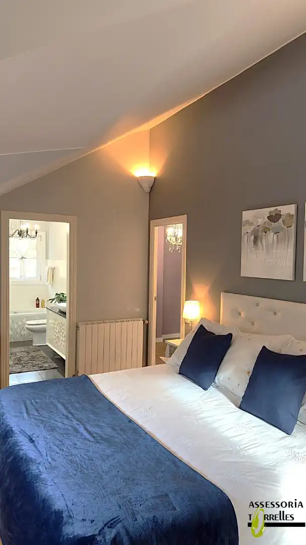 Schlafzimmer von Haus oder Chalet zum Verkauf in Torrelles de Llobregat mit Heizung, Privatgarten und Parkett
