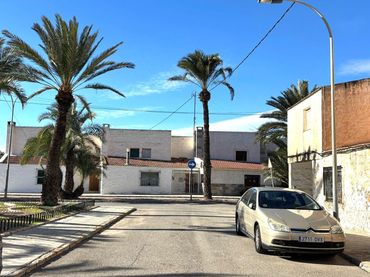 Casa en venta en Crevillent