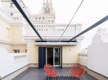 Ático con ascensor en venta en Centro