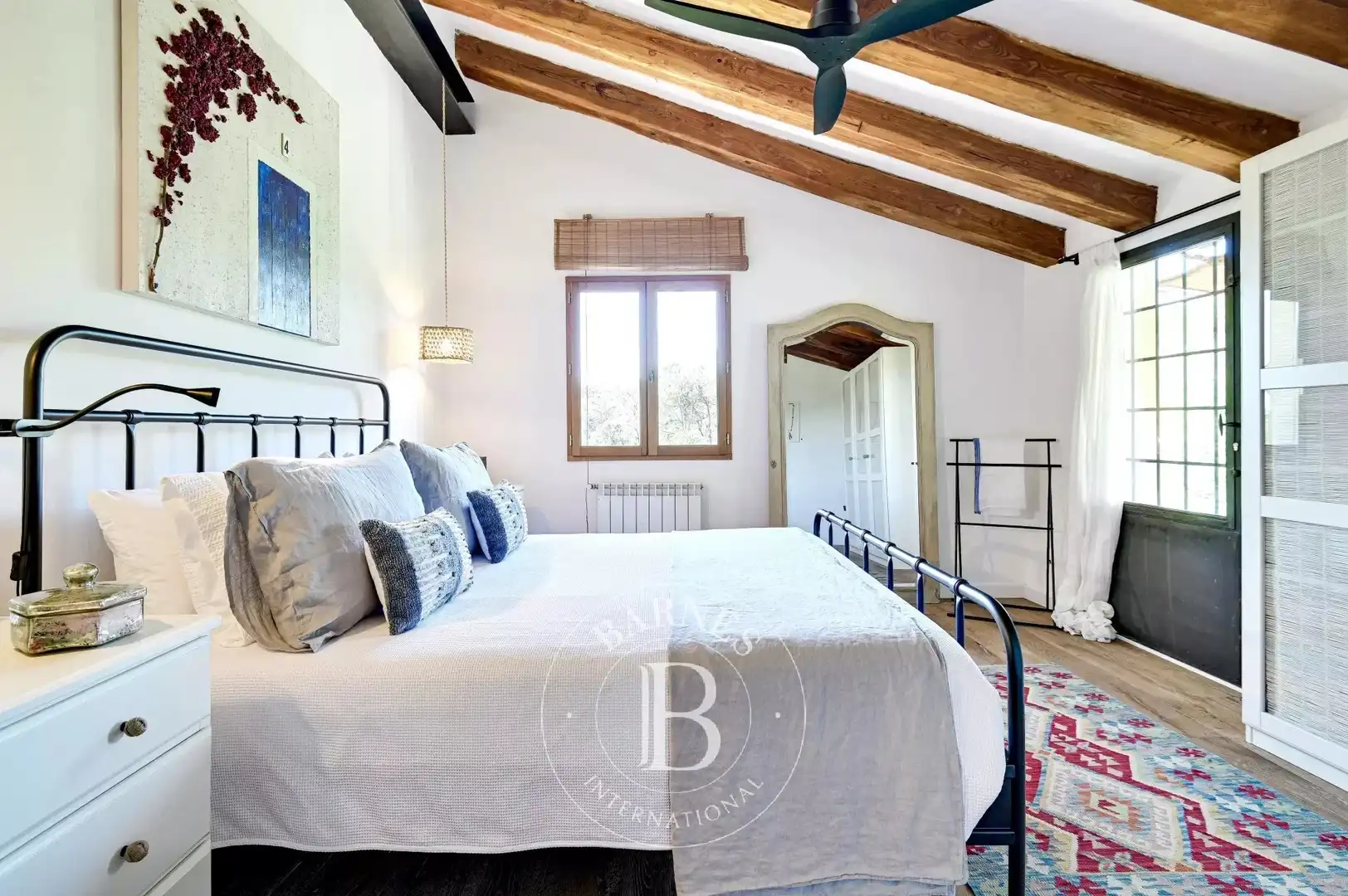 Habitación de Finca rústica en venta en Esponellà con Calefacción, Piscina y Amueblado