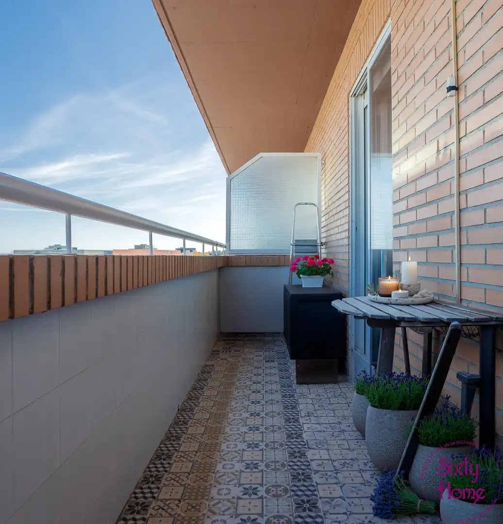 Balcony of Flat for sale in Zaragoza  with Heating