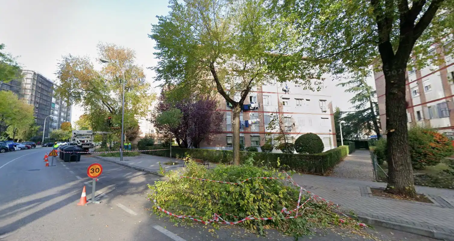 Vista exterior de Casa o xalet en venda en Madrid