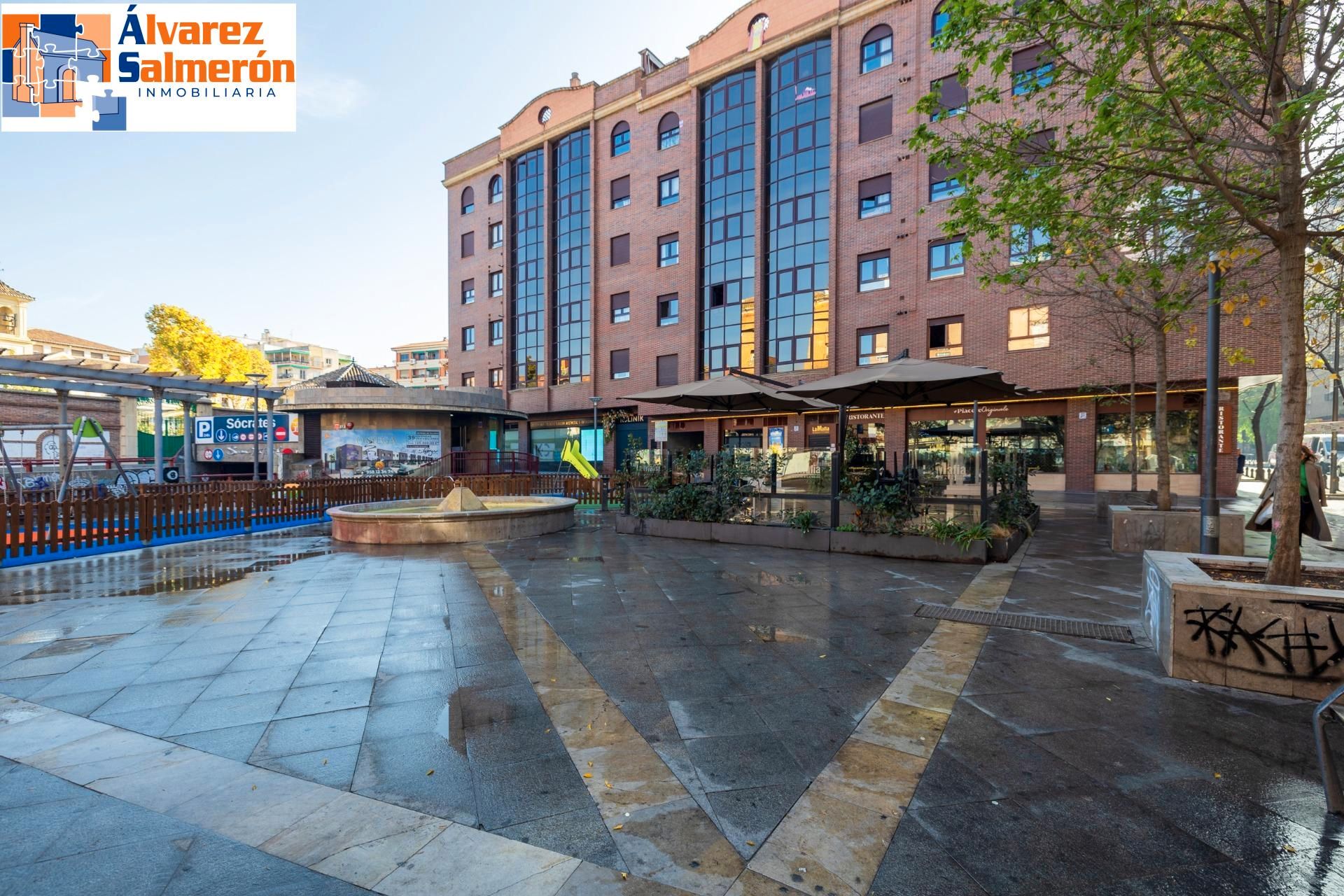 Exterior view of Flat for sale in  Granada Capital  with Heating, Private garden and Terrace