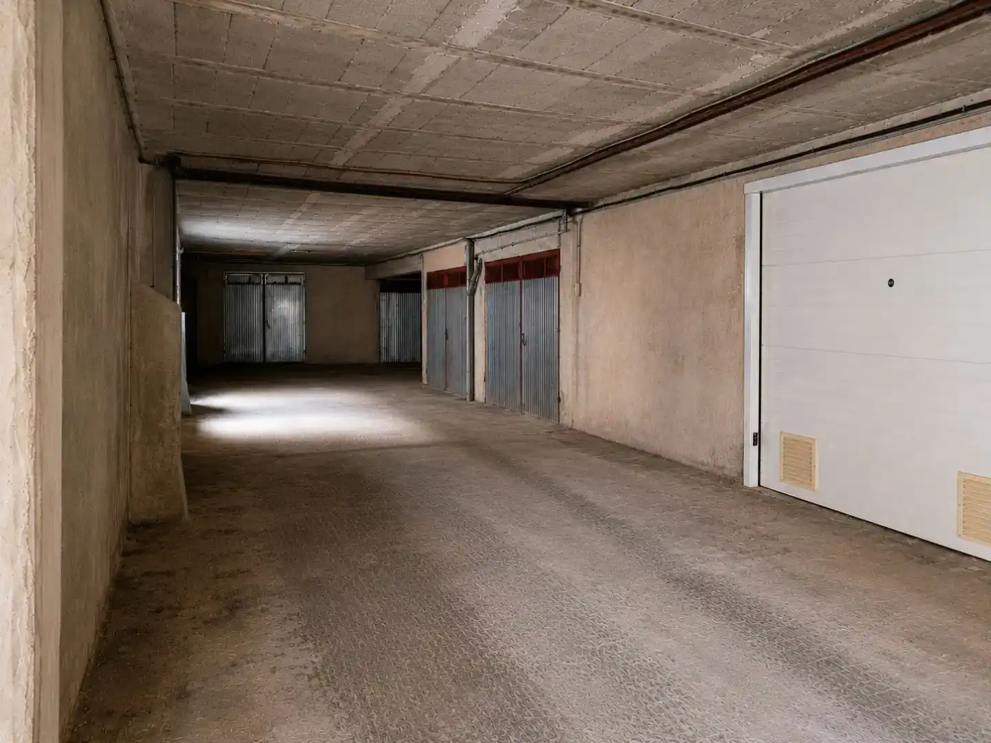 Parking of Flat for sale in Tui  with Balcony