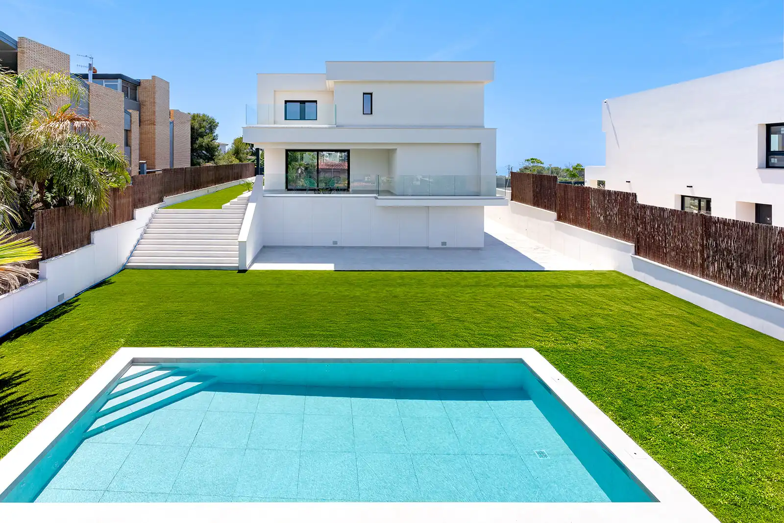 Swimming pool of Houses for sale in Sitges  with Air Conditioner, Heating and Private garden