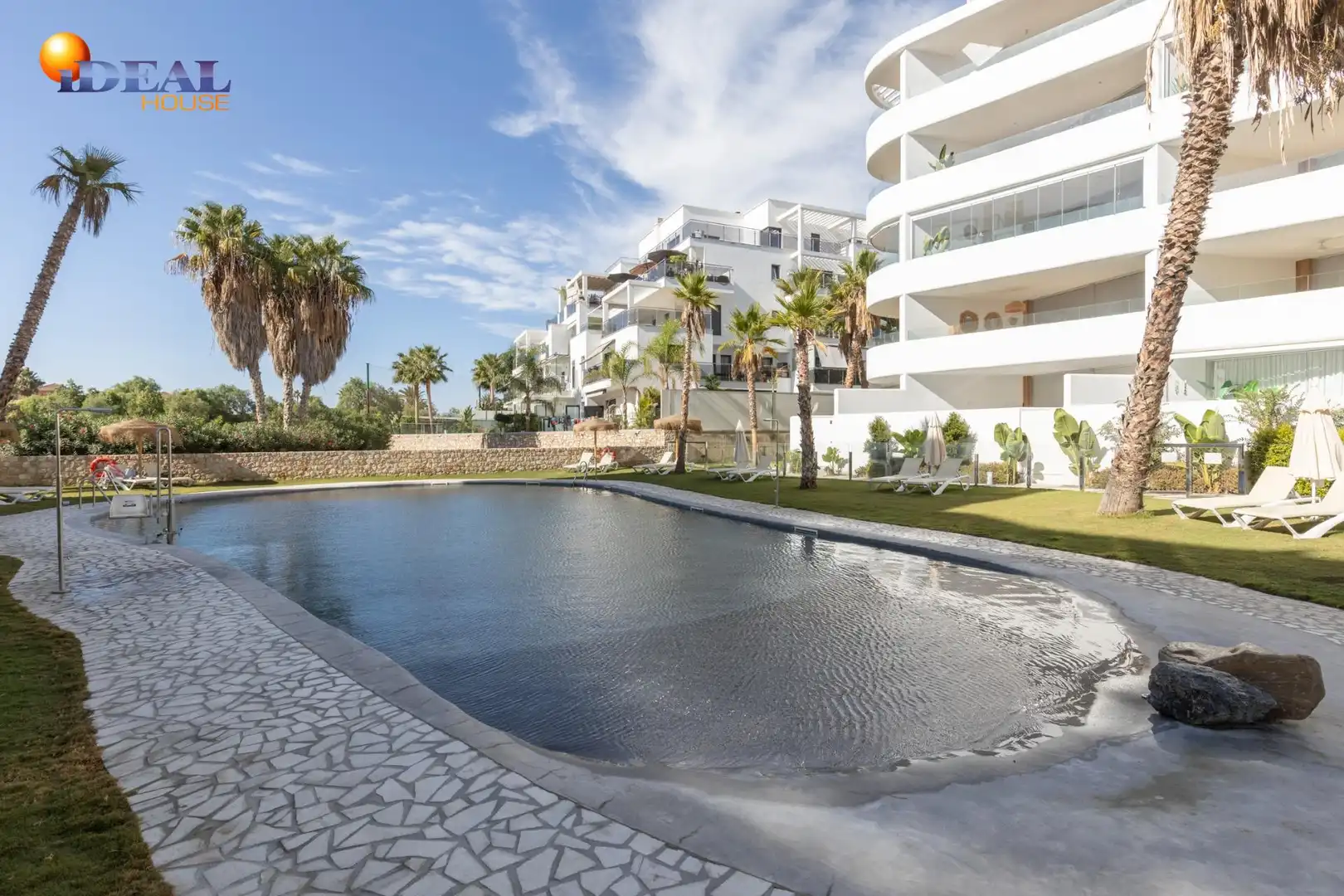Flat with pool for sale in Playa de Granada, imagen 3