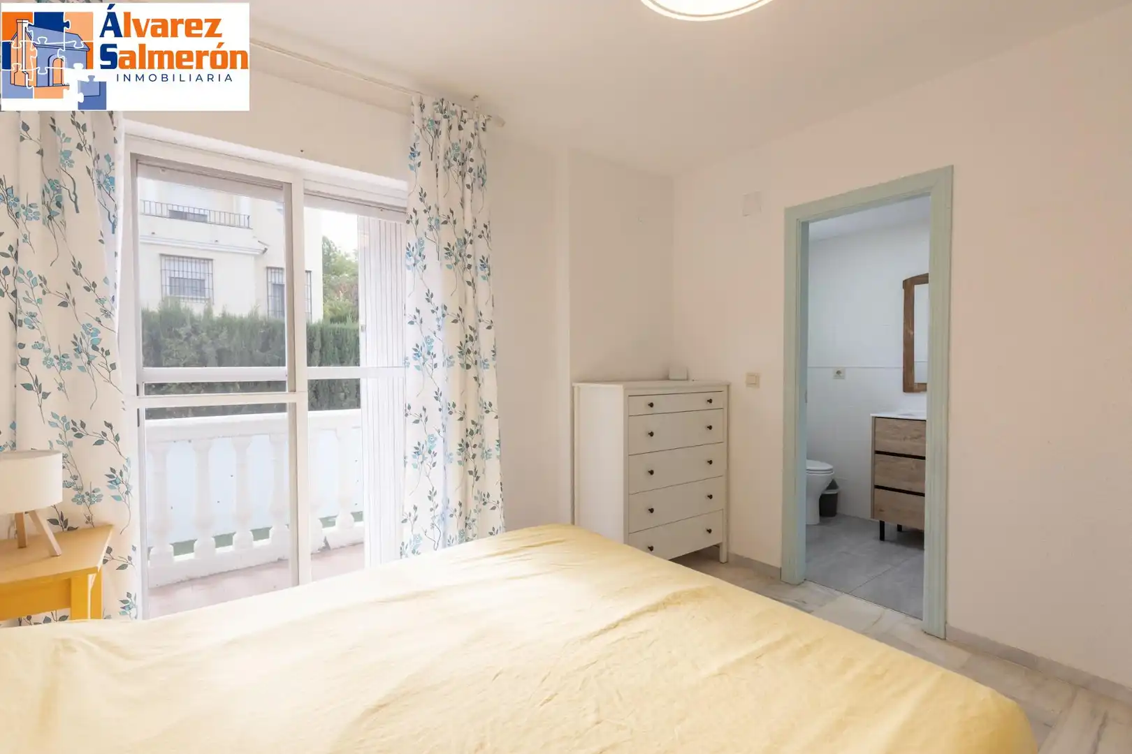 Bedroom of Houses for sale in Altos de la Zubia