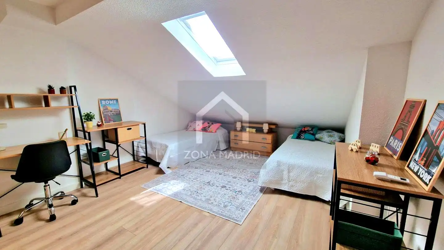 Habitación de Piso en venta en Madrid con Aire acondicionado, Terraza y Amueblado