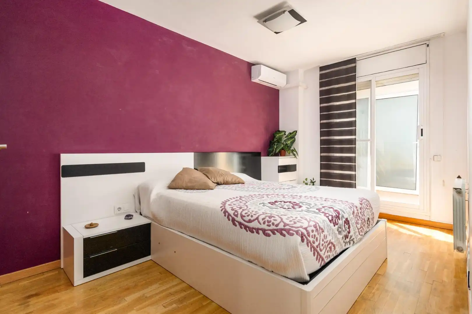 Bedroom of Flat for sale in Mataró  with Air Conditioner, Heating and Private garden