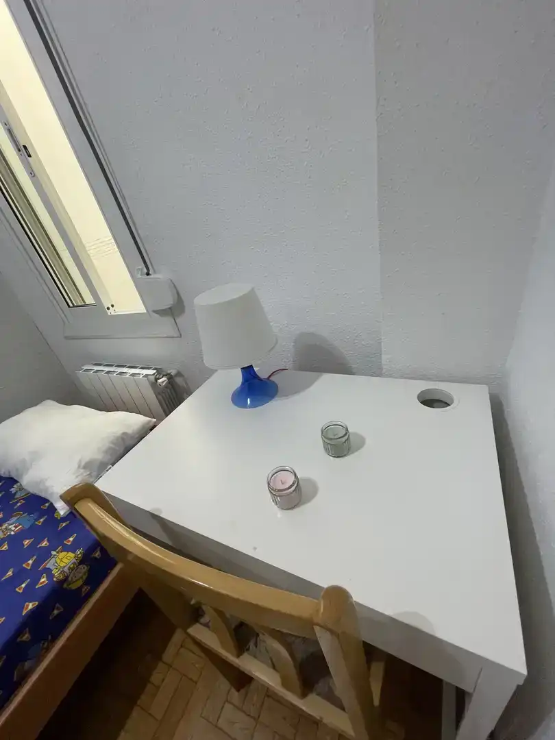 Dormitori de Apartament de lloguer en Barcelona amb Traster i Moblat