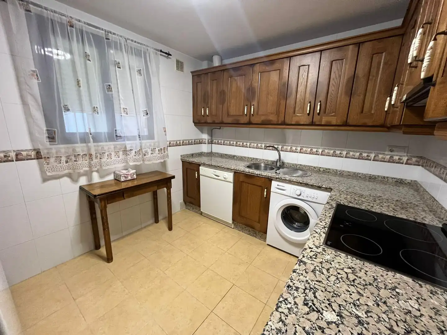 Cocina de Piso en venta en Villamartín con Aire acondicionado