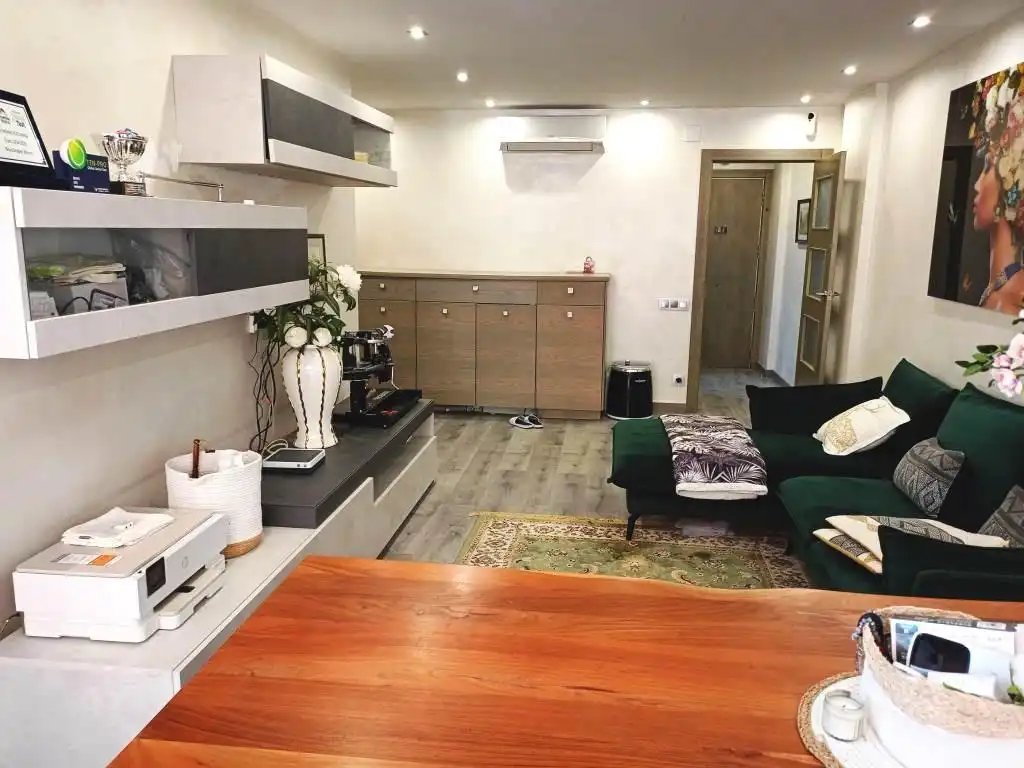 Living room of Flat for sale in Barcelona  with Air Conditioner and Heating