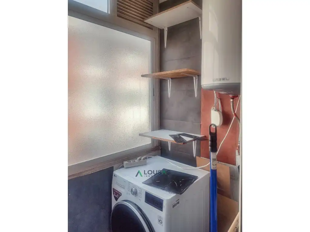 Kitchen of Flat for sale in Sarria