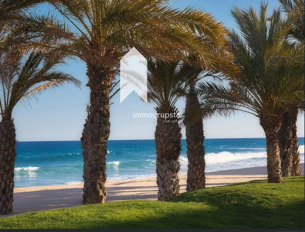 Vista exterior de Casa o chalet en venta en Calonge i Sant Antoni con Aire acondicionado, Calefacción y Terraza