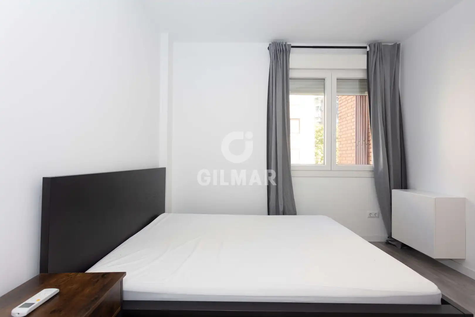 Habitación de Piso en venta en Madrid con Calefacción y Balcón