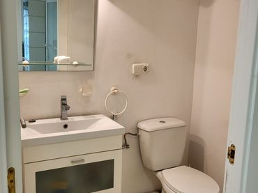 Local comercial en venda a Marina Kalea 10
