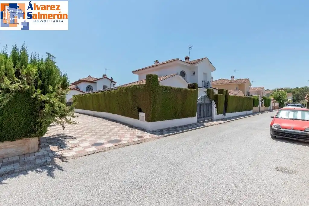 Exterior view of Houses for sale in Albolote  with Air Conditioner, Private garden and Terrace