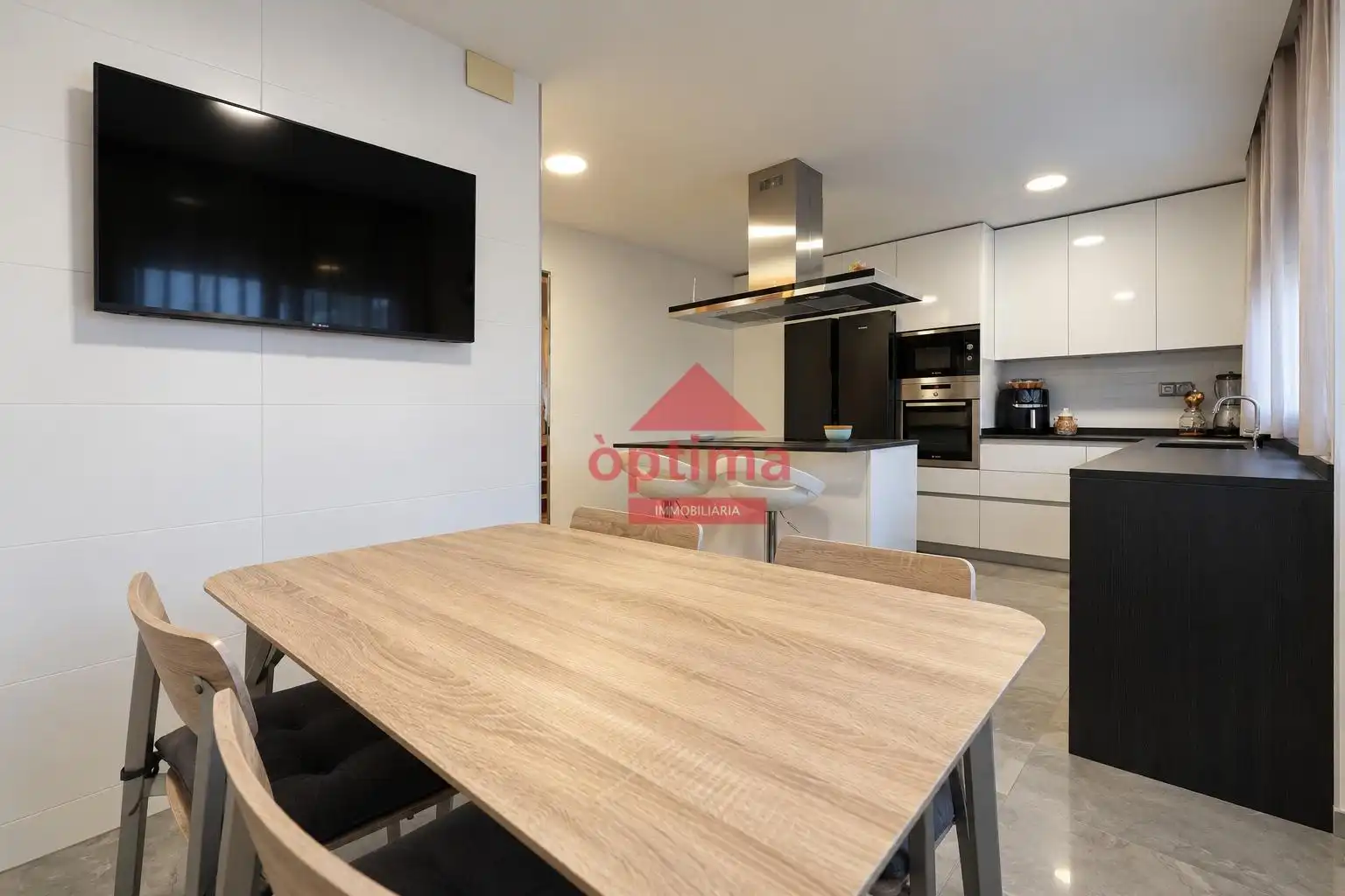 Casa a schiera con terrazza in vendita a Calle BELGRADO, imagen 14
