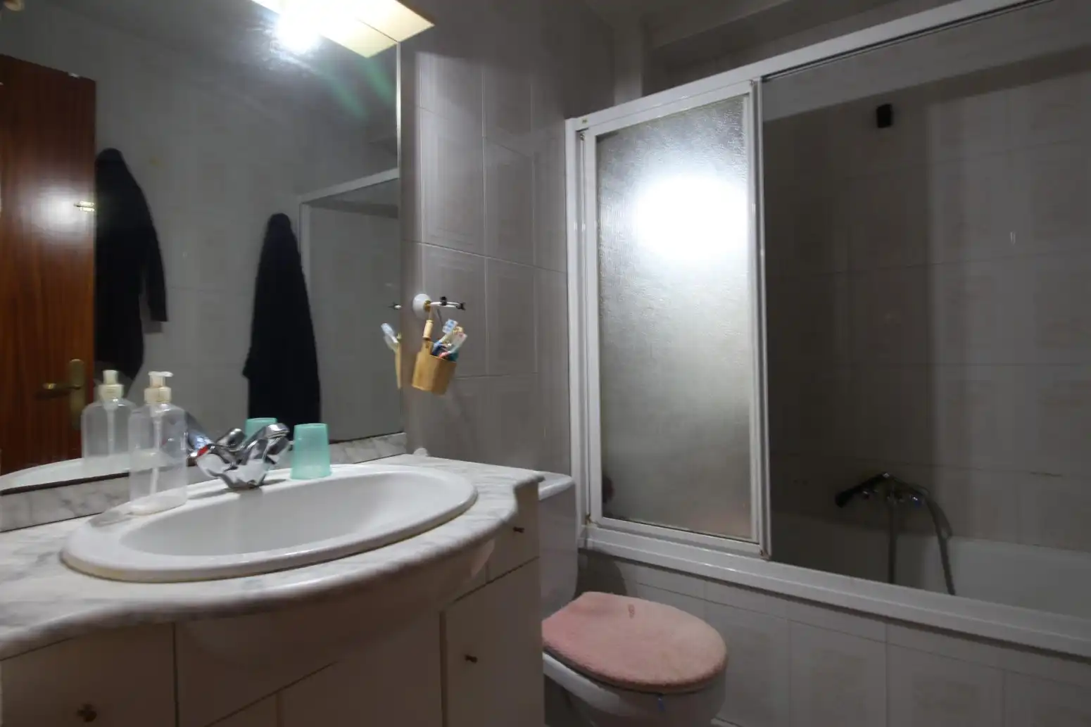 Badezimmer von Wohnung zum Verkauf in Montijo mit Klimaanlage, Heizung und Parkett
