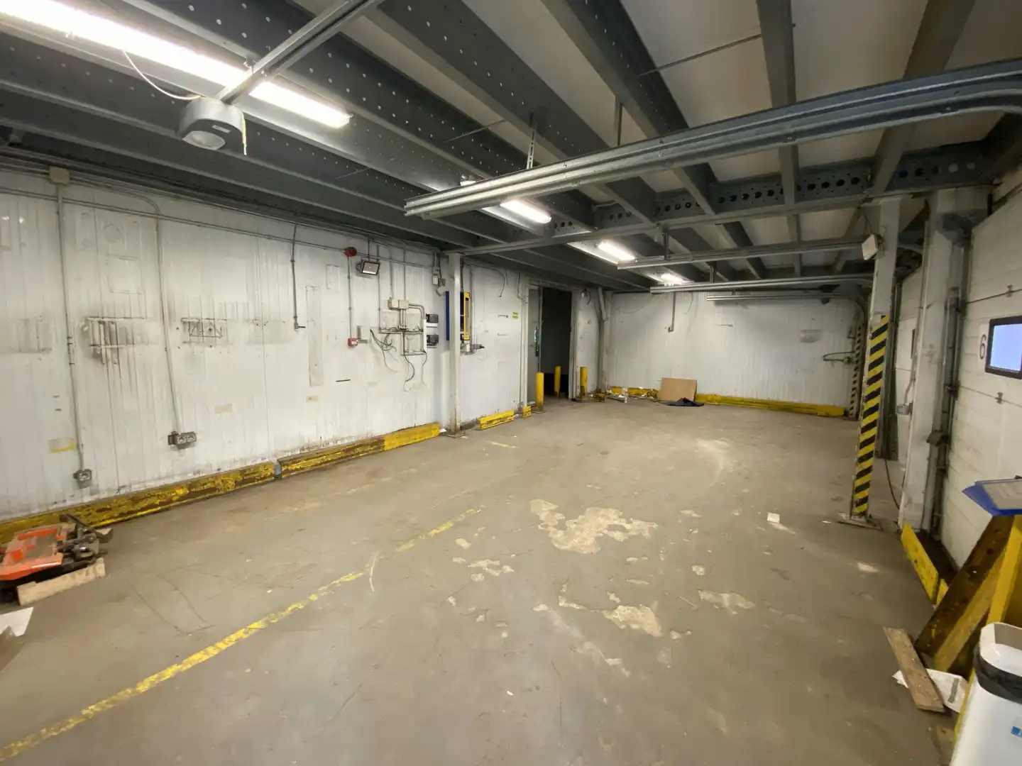 Nave industrial de alquiler en Alicante / Alacant