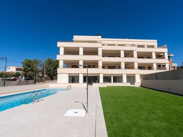 Apartament amb balcó en venda a Hondón de las Nieves / El Fondó de les Neus
