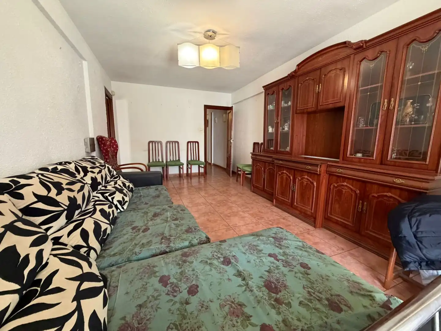 Sala d'estar de Pis en venda en Valencia amb Aire condicionat